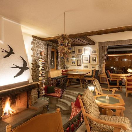 Hotel Chesa Randolina Sils Maria Bagian luar foto