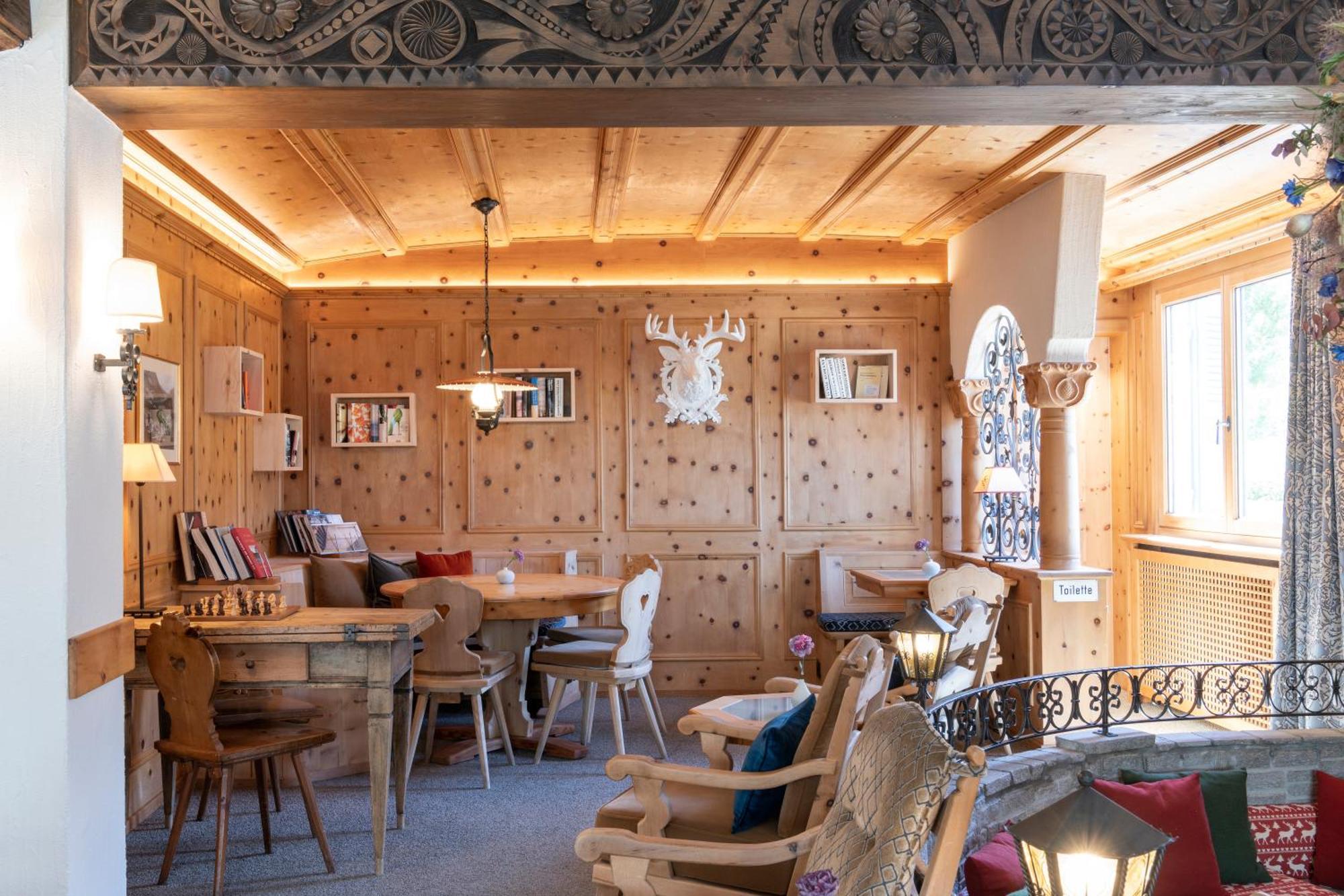 Hotel Chesa Randolina Sils Maria Bagian luar foto